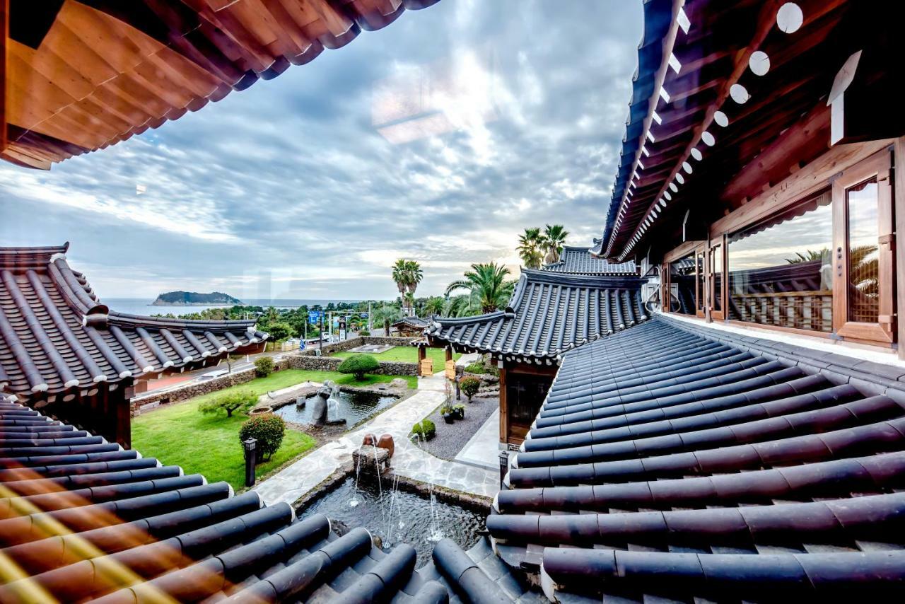Hallagung Seogwipo Exterior foto